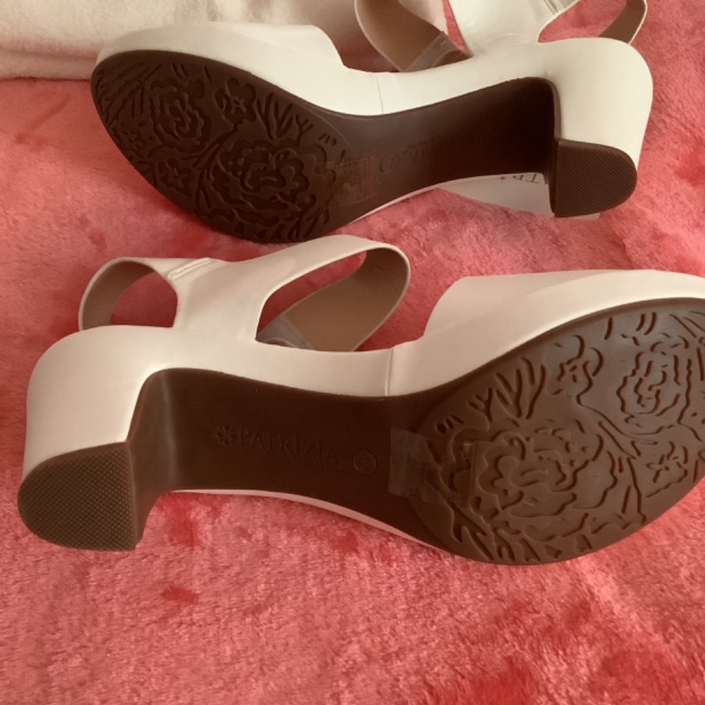 Platform Heels. - Picture 9 of 12